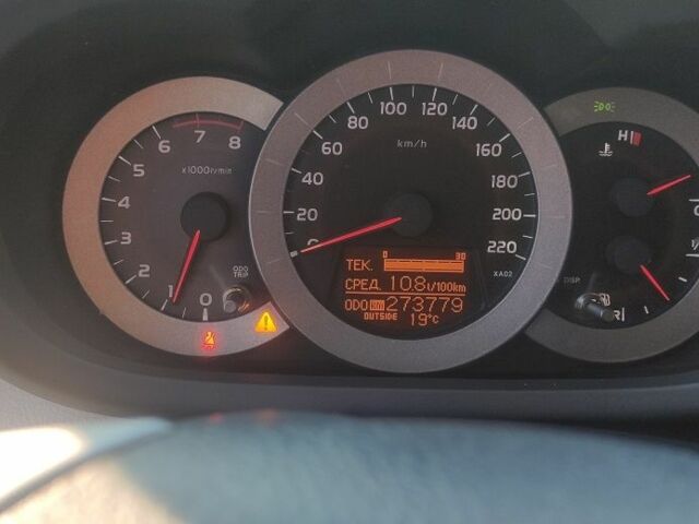 Зеленый Тойота РАВ 4, объемом двигателя 2 л и пробегом 273 тыс. км за 8700 $, фото 14 на Automoto.ua