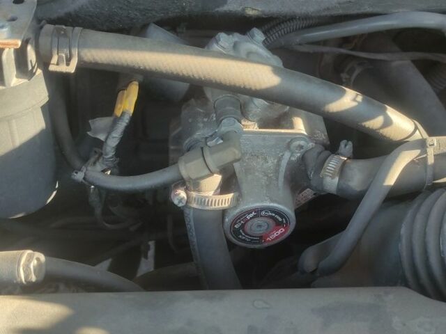 Зеленый Тойота РАВ 4, объемом двигателя 2 л и пробегом 273 тыс. км за 8700 $, фото 17 на Automoto.ua