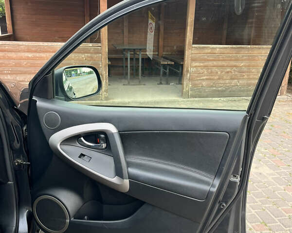 Зеленый Тойота РАВ 4, объемом двигателя 2.23 л и пробегом 226 тыс. км за 9599 $, фото 31 на Automoto.ua