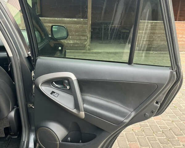 Зеленый Тойота РАВ 4, объемом двигателя 2.23 л и пробегом 226 тыс. км за 9599 $, фото 34 на Automoto.ua