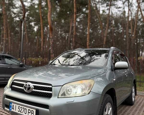 Зеленый Тойота РАВ 4, объемом двигателя 2 л и пробегом 263 тыс. км за 8800 $, фото 13 на Automoto.ua