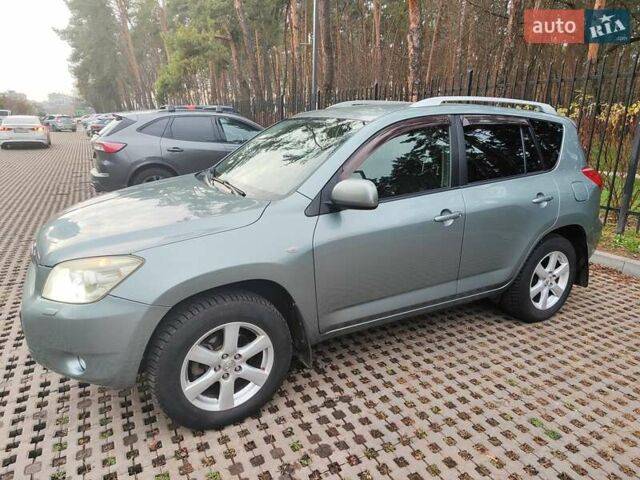 Зеленый Тойота РАВ 4, объемом двигателя 2 л и пробегом 263 тыс. км за 8800 $, фото 11 на Automoto.ua