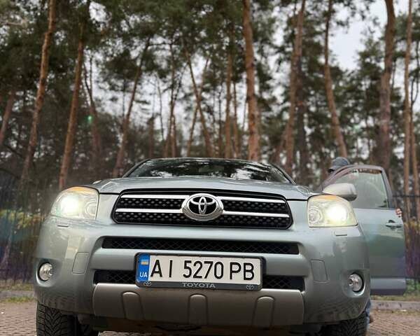 Зеленый Тойота РАВ 4, объемом двигателя 2 л и пробегом 263 тыс. км за 8800 $, фото 12 на Automoto.ua
