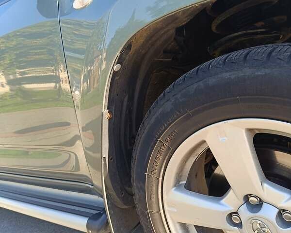 Зеленый Тойота РАВ 4, объемом двигателя 2.23 л и пробегом 225 тыс. км за 9200 $, фото 4 на Automoto.ua