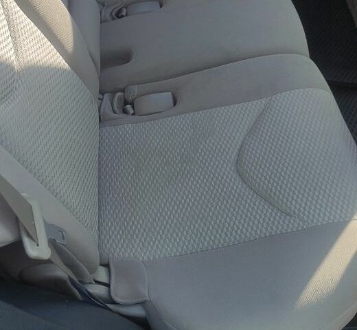 Зеленый Тойота РАВ 4, объемом двигателя 2 л и пробегом 273 тыс. км за 8700 $, фото 8 на Automoto.ua