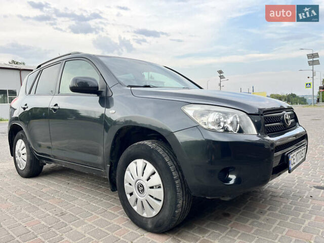 Зеленый Тойота РАВ 4, объемом двигателя 2.23 л и пробегом 226 тыс. км за 9599 $, фото 6 на Automoto.ua