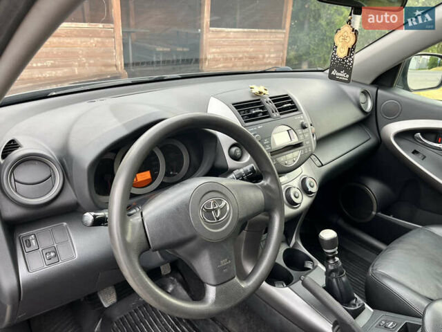 Зеленый Тойота РАВ 4, объемом двигателя 2.23 л и пробегом 226 тыс. км за 9599 $, фото 23 на Automoto.ua