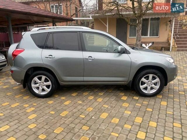 Зелений Тойота РАВ 4, об'ємом двигуна 2 л та пробігом 179 тис. км за 9750 $, фото 7 на Automoto.ua