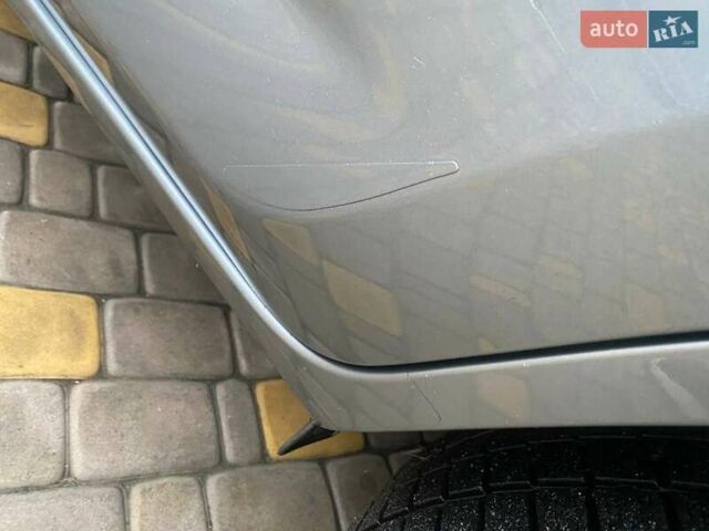 Зелений Тойота РАВ 4, об'ємом двигуна 2 л та пробігом 179 тис. км за 9750 $, фото 27 на Automoto.ua