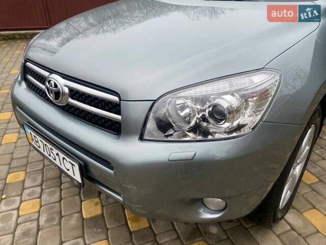 Зелений Тойота РАВ 4, об'ємом двигуна 2 л та пробігом 179 тис. км за 9750 $, фото 22 на Automoto.ua