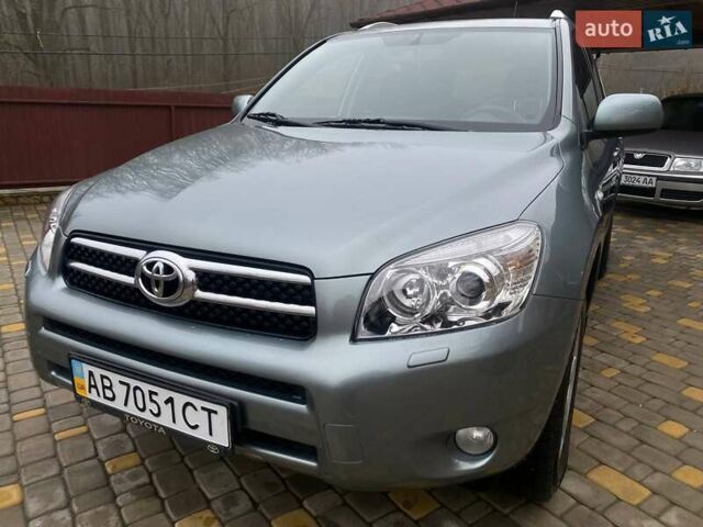 Зелений Тойота РАВ 4, об'ємом двигуна 2 л та пробігом 179 тис. км за 9750 $, фото 47 на Automoto.ua