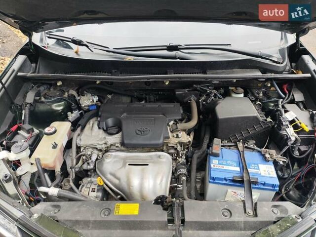 Зеленый Тойота РАВ 4, объемом двигателя 2.49 л и пробегом 143 тыс. км за 14500 $, фото 17 на Automoto.ua