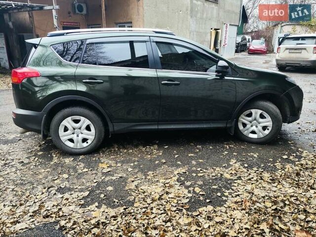 Зеленый Тойота РАВ 4, объемом двигателя 2.49 л и пробегом 143 тыс. км за 14500 $, фото 3 на Automoto.ua
