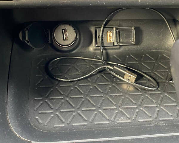 Зеленый Тойота РАВ 4, объемом двигателя 2.49 л и пробегом 112 тыс. км за 29100 $, фото 39 на Automoto.ua