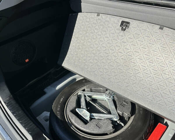 Зелений Тойота РАВ 4, об'ємом двигуна 2.49 л та пробігом 97 тис. км за 31500 $, фото 11 на Automoto.ua