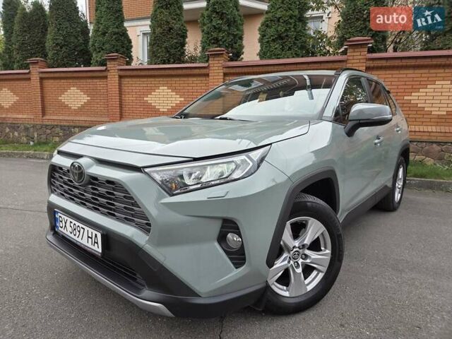 Зелений Тойота РАВ 4, об'ємом двигуна 2 л та пробігом 77 тис. км за 27500 $, фото 17 на Automoto.ua