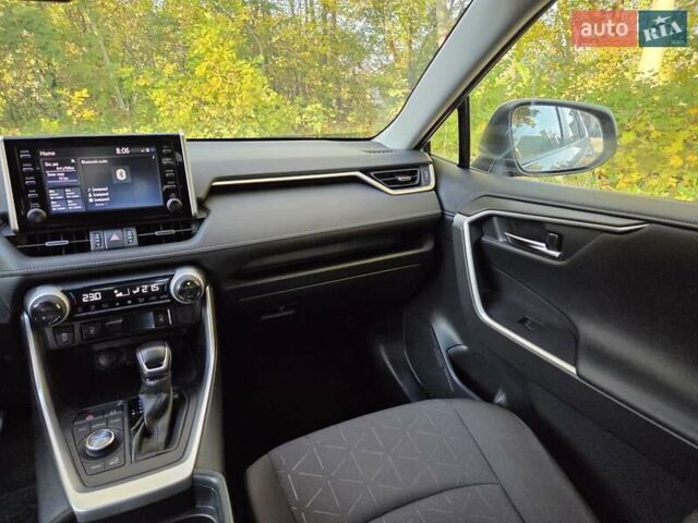 Зелений Тойота РАВ 4, об'ємом двигуна 2 л та пробігом 77 тис. км за 27500 $, фото 35 на Automoto.ua