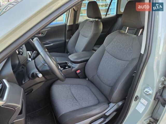 Зелений Тойота РАВ 4, об'ємом двигуна 2 л та пробігом 77 тис. км за 27500 $, фото 36 на Automoto.ua
