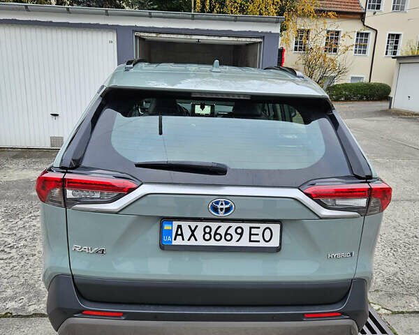 Зелений Тойота РАВ 4, об'ємом двигуна 2.49 л та пробігом 72 тис. км за 31500 $, фото 3 на Automoto.ua