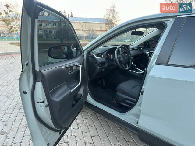 Зелений Тойота РАВ 4, об'ємом двигуна 1.99 л та пробігом 22 тис. км за 30100 $, фото 8 на Automoto.ua