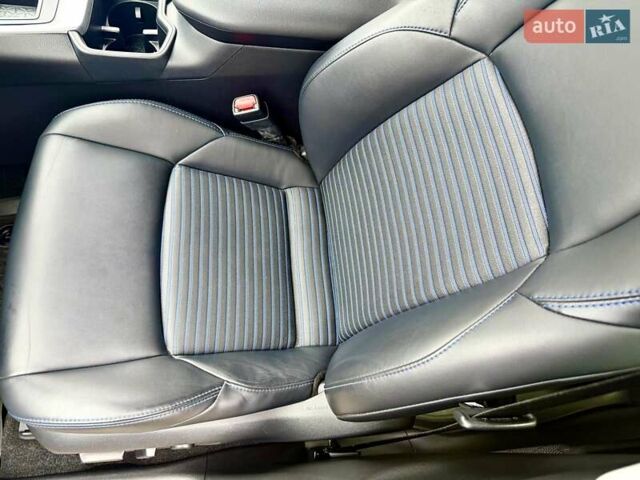 Зеленый Тойота РАВ 4, объемом двигателя 1.99 л и пробегом 37 тыс. км за 31700 $, фото 34 на Automoto.ua