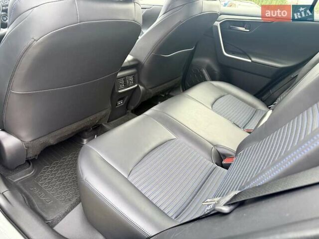 Зеленый Тойота РАВ 4, объемом двигателя 1.99 л и пробегом 37 тыс. км за 31700 $, фото 18 на Automoto.ua