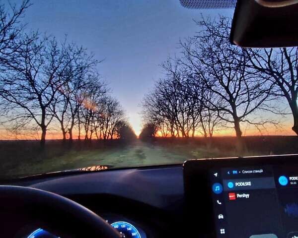 Зелений Тойота РАВ 4, об'ємом двигуна 2.49 л та пробігом 10 тис. км за 38500 $, фото 3 на Automoto.ua