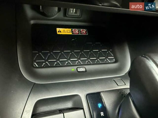 Зеленый Тойота РАВ 4, объемом двигателя 1.99 л и пробегом 47 тыс. км за 33900 $, фото 67 на Automoto.ua