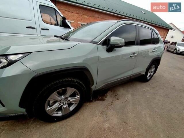 Зелений Тойота РАВ 4, об'ємом двигуна 2.49 л та пробігом 10 тис. км за 38500 $, фото 1 на Automoto.ua