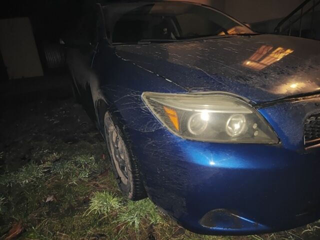 Синий Тойота Сцион, объемом двигателя 0 л и пробегом 160 тыс. км за 3600 $, фото 2 на Automoto.ua