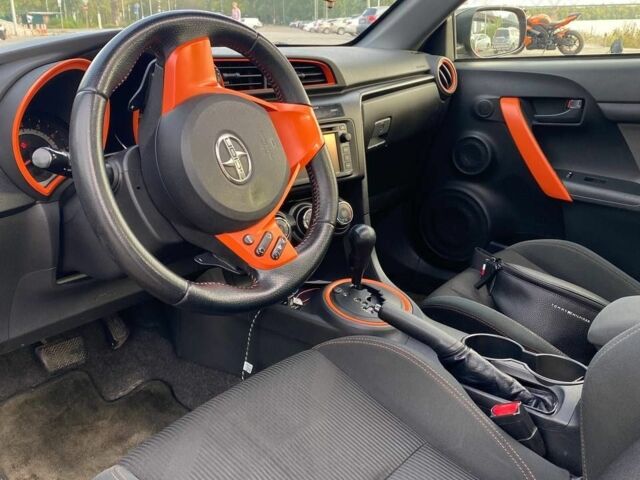 Помаранчевий Тойота Сайон, об'ємом двигуна 2.5 л та пробігом 198 тис. км за 9700 $, фото 6 на Automoto.ua