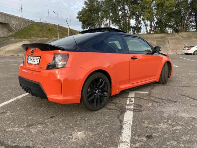 Помаранчевий Тойота Сайон, об'ємом двигуна 2.5 л та пробігом 198 тис. км за 9700 $, фото 3 на Automoto.ua