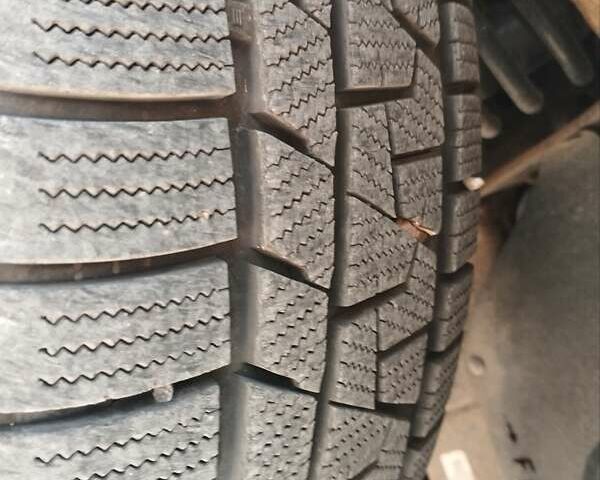 Білий Тойота Секвойя, об'ємом двигуна 5.7 л та пробігом 250 тис. км за 22500 $, фото 49 на Automoto.ua
