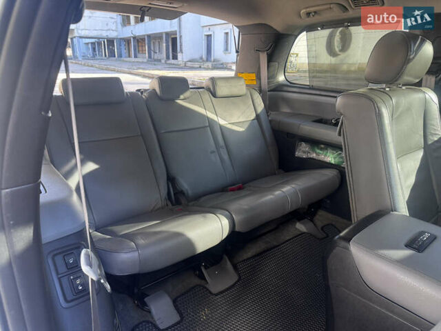Белый Тойота Секвойя, объемом двигателя 5.7 л и пробегом 200 тыс. км за 21000 $, фото 21 на Automoto.ua