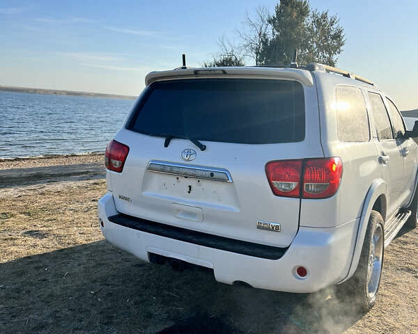 Білий Тойота Секвойя, об'ємом двигуна 5.7 л та пробігом 257 тис. км за 21999 $, фото 50 на Automoto.ua