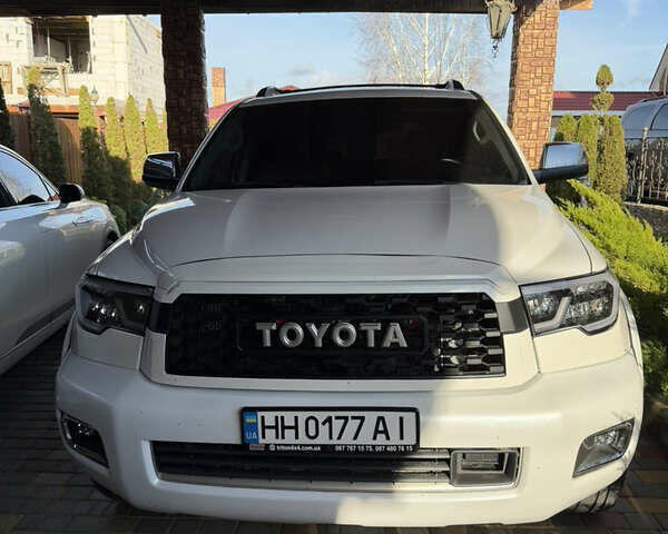 Білий Тойота Секвойя, об'ємом двигуна 5.7 л та пробігом 257 тис. км за 21999 $, фото 25 на Automoto.ua