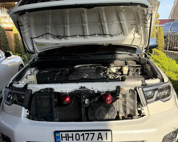 Білий Тойота Секвойя, об'ємом двигуна 5.7 л та пробігом 257 тис. км за 21999 $, фото 41 на Automoto.ua