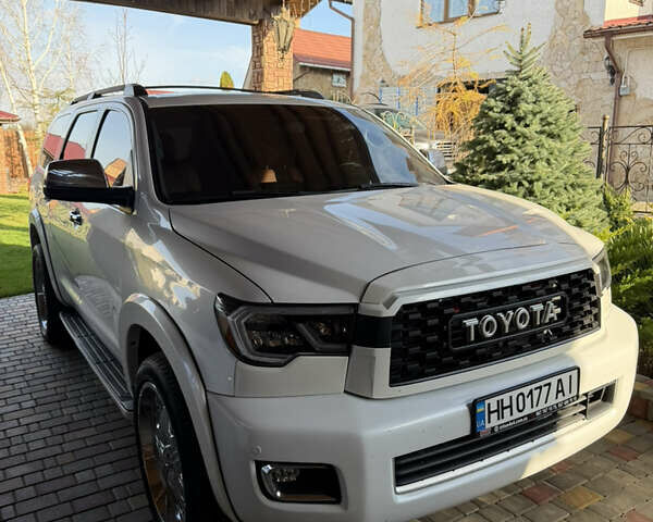 Білий Тойота Секвойя, об'ємом двигуна 5.7 л та пробігом 257 тис. км за 21999 $, фото 32 на Automoto.ua