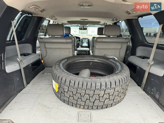Белый Тойота Секвойя, объемом двигателя 5.7 л и пробегом 278 тыс. км за 20500 $, фото 10 на Automoto.ua
