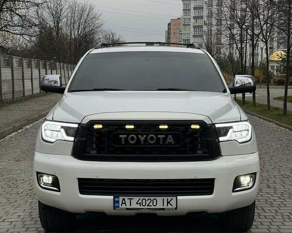Белый Тойота Секвойя, объемом двигателя 5.7 л и пробегом 268 тыс. км за 26999 $, фото 33 на Automoto.ua