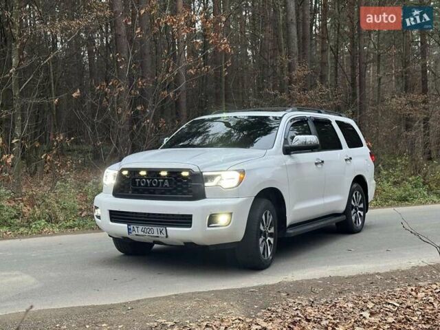 Белый Тойота Секвойя, объемом двигателя 5.7 л и пробегом 268 тыс. км за 26999 $, фото 20 на Automoto.ua