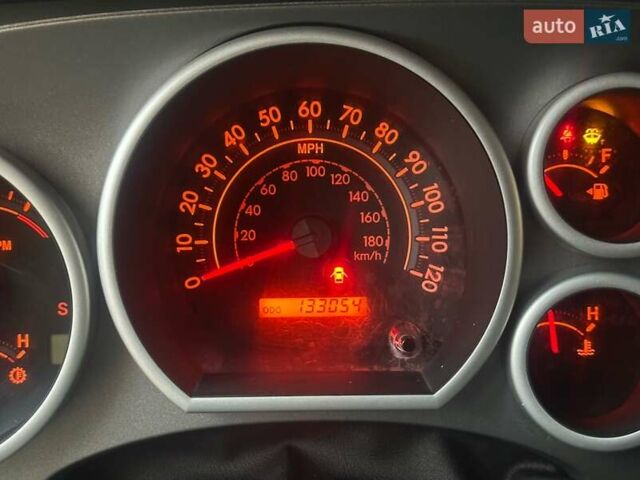 Белый Тойота Секвойя, объемом двигателя 5.7 л и пробегом 213 тыс. км за 25500 $, фото 34 на Automoto.ua