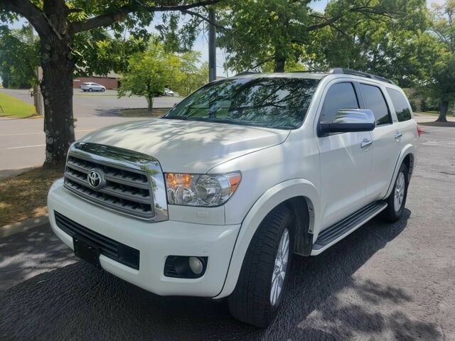 Тойота Секвойя 2014 в Кропивницком (Кировограде) на Automoto.ua Белый Тойота Секвойя, объемом двигателя 5.7 л и пробегом 86 тыс. км за 20000 $, фото 2 на Automoto.ua