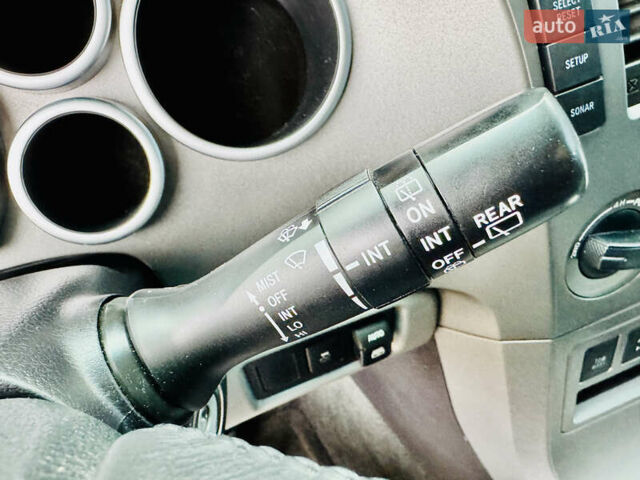 Белый Тойота Секвойя, объемом двигателя 5.7 л и пробегом 148 тыс. км за 37500 $, фото 22 на Automoto.ua