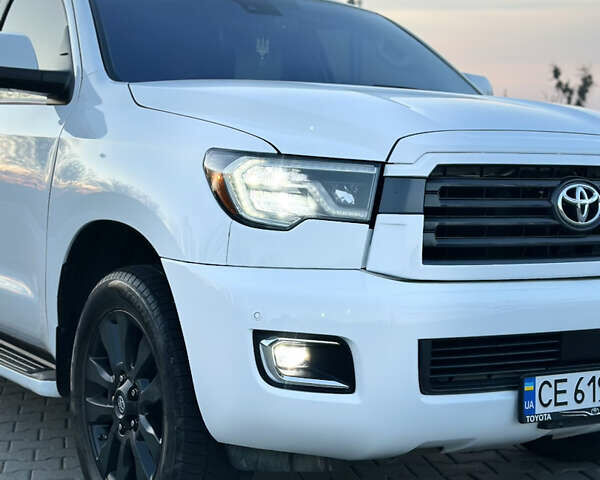 Білий Тойота Секвойя, об'ємом двигуна 5.66 л та пробігом 104 тис. км за 40000 $, фото 15 на Automoto.ua