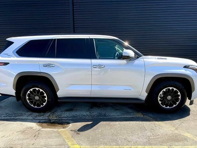 Белый Тойота Секвойя, объемом двигателя 3.4 л и пробегом 12 тыс. км за 30000 $, фото 7 на Automoto.ua