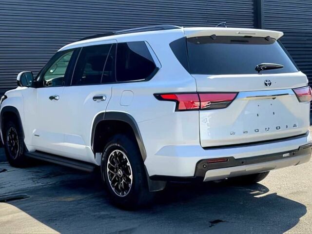 Белый Тойота Секвойя, объемом двигателя 3.4 л и пробегом 12 тыс. км за 30000 $, фото 6 на Automoto.ua