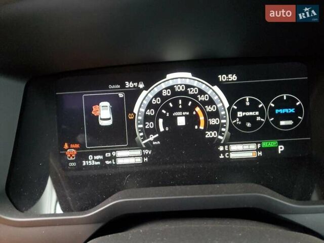 Белый Тойота Секвойя, объемом двигателя 3.4 л и пробегом 5 тыс. км за 96000 $, фото 8 на Automoto.ua