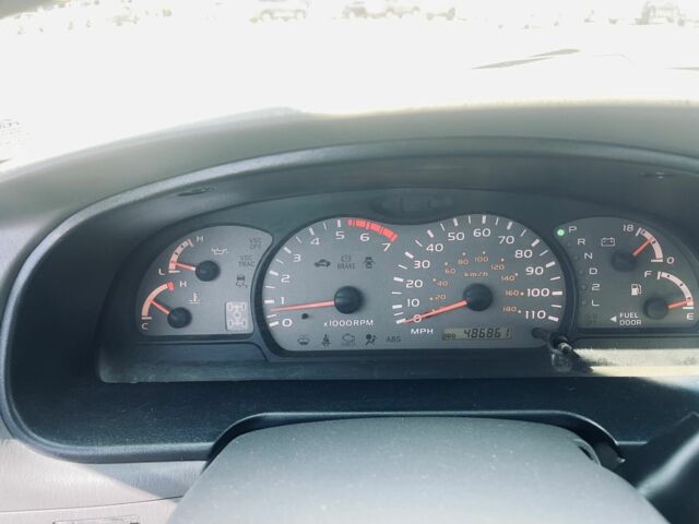 Черный Тойота Секвойя, объемом двигателя 4.7 л и пробегом 486 тыс. км за 10952 $, фото 17 на Automoto.ua