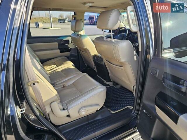 Чорний Тойота Секвойя, об'ємом двигуна 5.66 л та пробігом 310 тис. км за 21500 $, фото 11 на Automoto.ua